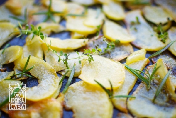 Tortino di patate ai profumi di timo e rosmarino: la cottura delle patate